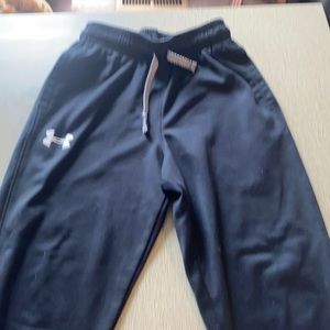Under Armour Boys Youth Small joggers